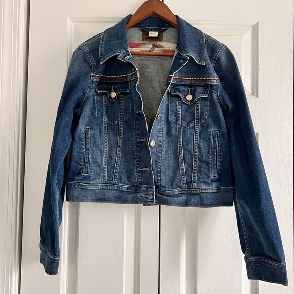 Levi's Cropped Denim Jacket with Red and white embroidered Detail   Size L - Picture 1 of 7